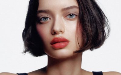 In 2026, French-Girl Makeup Rules Are Being Rewritten—These Looks Prove It