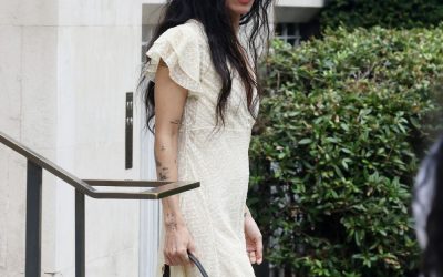 My Friends Keep Asking Me Which Shoe Colour Looks Best With Pale Yellow Dresses—It’s Definitely This