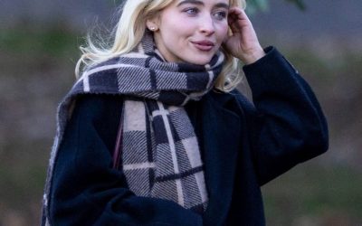 Sabrina Carpenter Just Wore the Cult-Favorite Coat Everyone Runs to Buy Each November