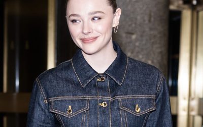 This Is the New It Bag Everyone Will Wear With Dark Denim This Winter