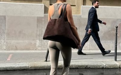 Bootcut Leggings Can Look Strange With the Wrong Shoes—These 5 Styles Look Chic