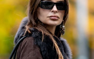 Spotted in NYC: Emily Ratajkowski Using the $695 It Bag Fashion People Can’t Get Enough Of